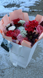 Load image into Gallery viewer, Bouquet "Love and the City"