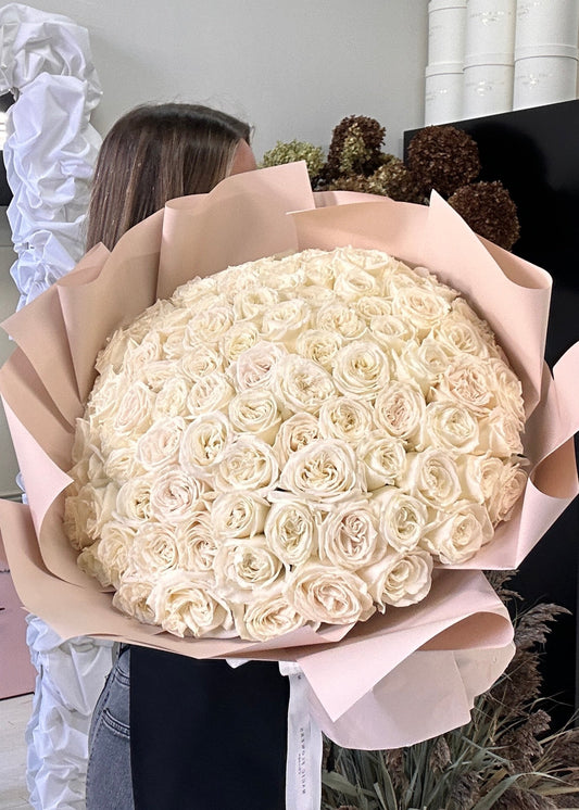 100 Long Stem White Roses