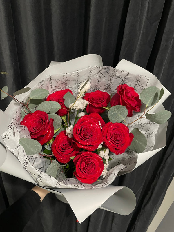 Dozen of Long Stem Roses - Red or White
