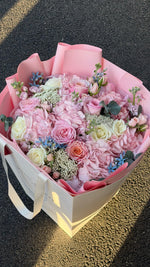 Load image into Gallery viewer, Bouquet “Bloom Theory”