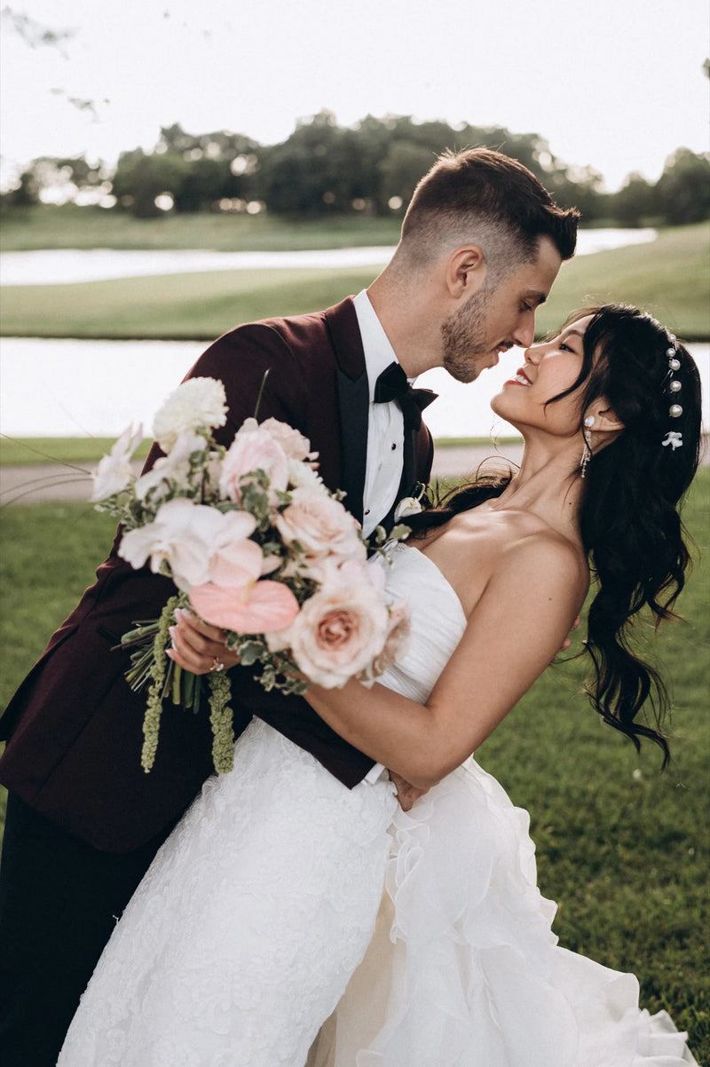 Bridal Bouquets & Wedding-Party Flowers