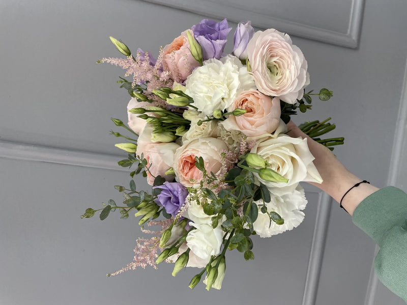 Bridal Bouquets & Wedding-Party Flowers